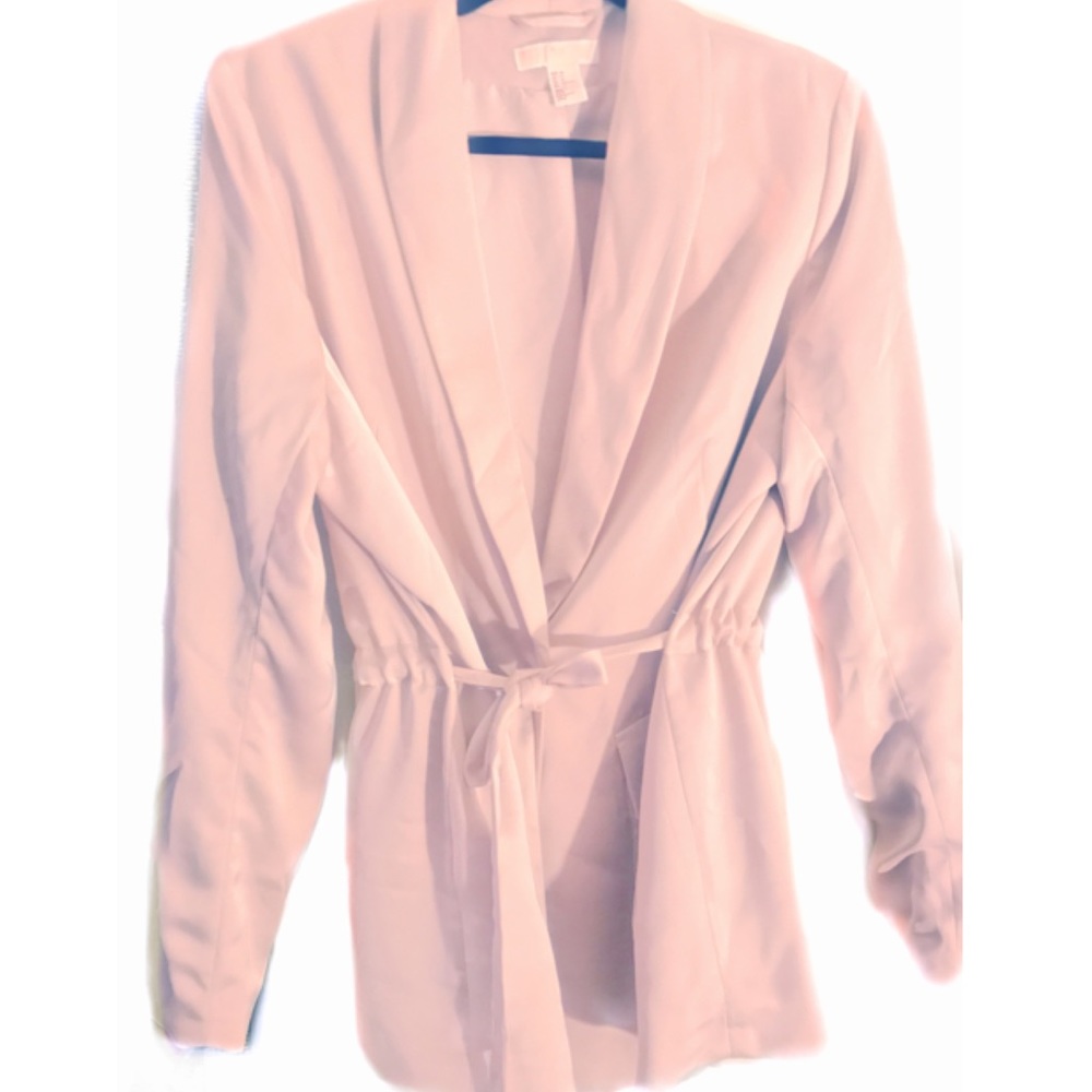 NWOT🎀H&M Light Pastel Pink Jacket with Tie Belt
